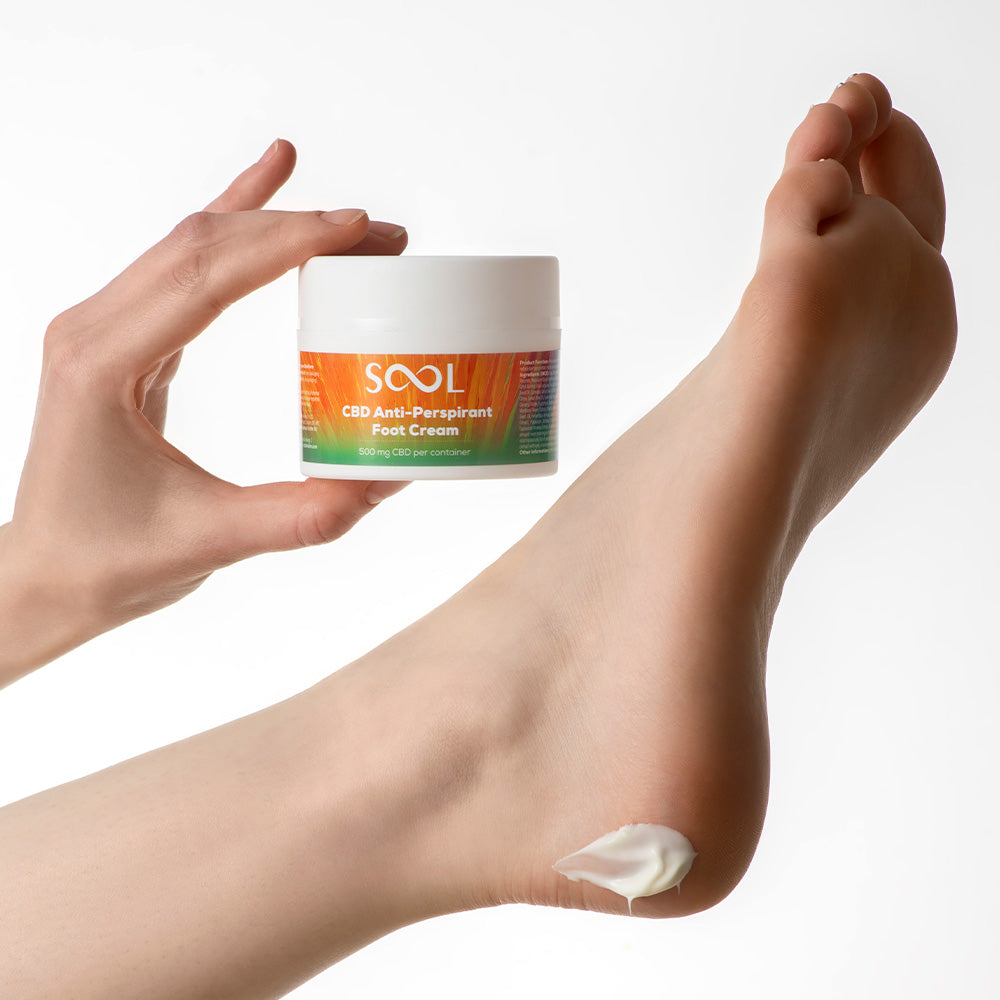 SOOL Foot Cream Anti-perspirant 500mg CBD in use